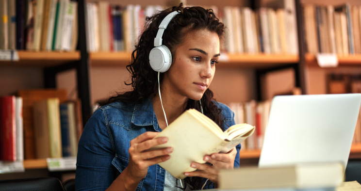 زبان آلمانی یا انگلیسی