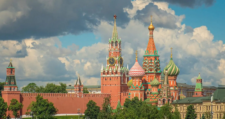 بهترین فیلم ها برای یادگیری زبان روسی